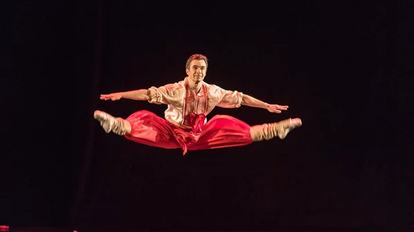 Η ζωή του Ρούντολφ Νουρέγιεφ γίνεται παράσταση