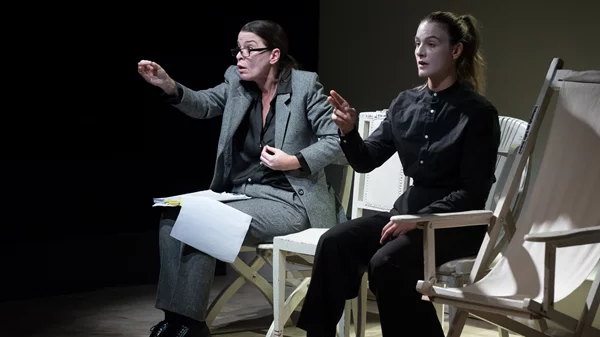 30+ παραστάσεις που πρέπει να δείτε λίγο πριν κατέβουν