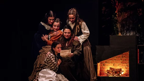 "Μικρές Κυρίες": Το αγαπημένο μυθιστόρημα των νεανικών μας χρόνων σε έξτρα εορταστικές παραστάσεις