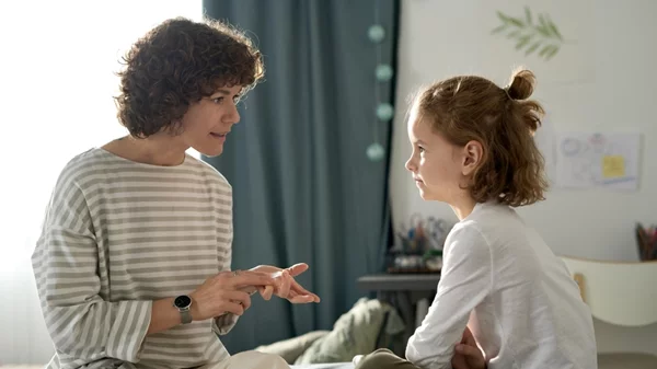 Η ιδέα του "ψεύτικου κλάματος" βασίζεται σε μια προβληματική υπόθεση