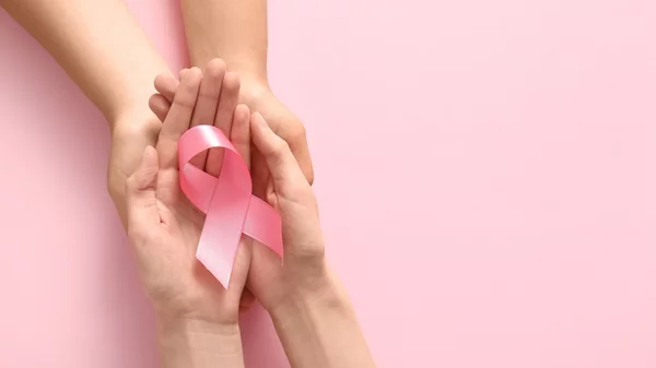 Παγκόσμια Ημέρα κατά του Καρκίνου: 10 διάσημοι που "πάλεψαν" μαζί του και βγήκαν νικητές