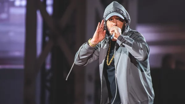 52 χρόνια Eminem: Σαν σήμερα (17/10) γεννιέται ο κορυφαίος ράπερ