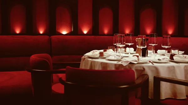 Τα πιο 'ερωτικά' εστιατόρια και μπαρ της Αθήνας