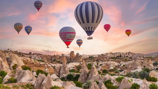 Ελλάδα-Τουρκία: Ταξίδι συνεργασίας με φόντο δημοφιλείς προορισμούς