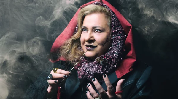 Η Ελισάβετ Κωνσταντινίδου έρχεται ως "Θελεστίνα" από το ΚΘΒΕ