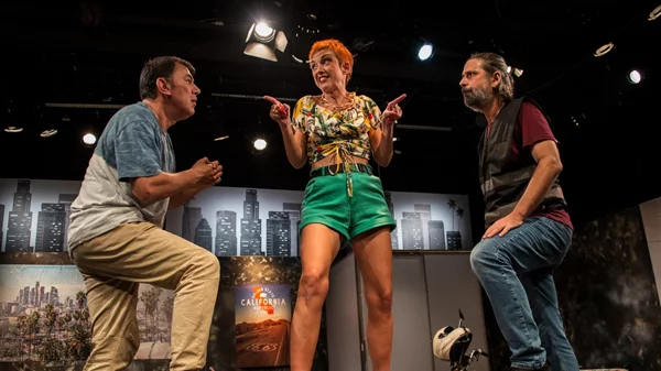 Τέσσερις σύγχρονες ελληνικές κωμωδίες