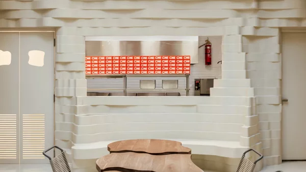 Πώς και γιατί η Αθήνα γέμισε με designάτα burgerάδικα