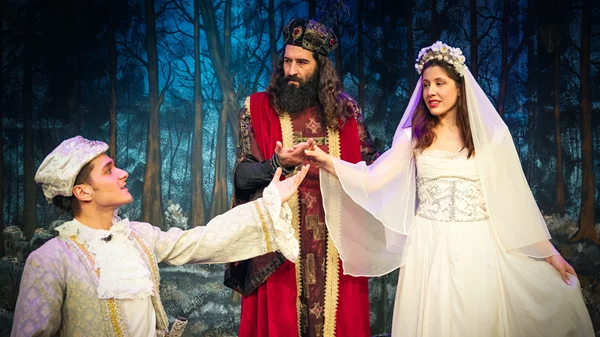 "Ο μαγικός αυλός" ηχεί για τους μικρούς θεατρόφιλους για δύο τελευταίες παραστάσεις