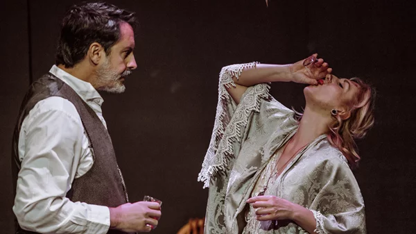 Το Αγγέλων Βήμα συνεχίζει δύο παραστάσεις του και μετά το Πάσχα