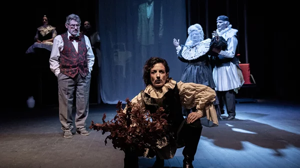 Ο "Ορλάντο" της Βιρτζίνια Γούλφ ολοκληρώνει τις παραστάσεις του στο Θέατρο Τόπος Αλλού