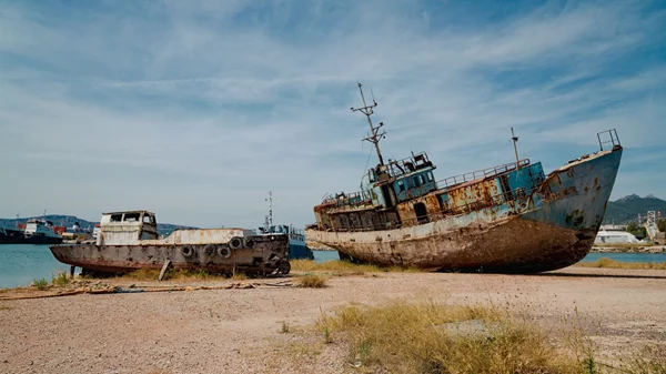 "Μυστήριο 60 metamorphoSEA": Μια site-specific περιπατητική, καλλιτεχνική παρέμβαση εμπνευσμένη από την ακτή της Ελευσίνας