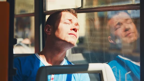 Μία playlist για τον Δεκαπενταύγουστο