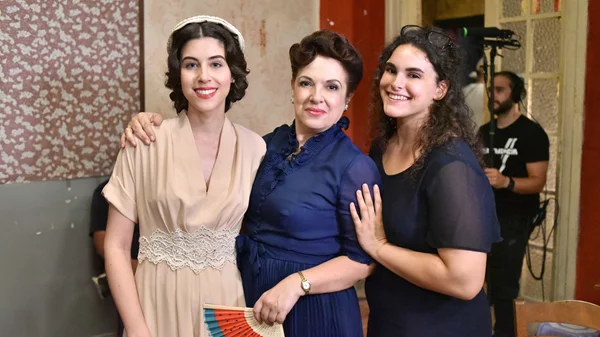 "Η Μαρία που έγινε Κάλλας": Φωτογραφίες από τα γυρίσματα της νέας μίνι σειράς