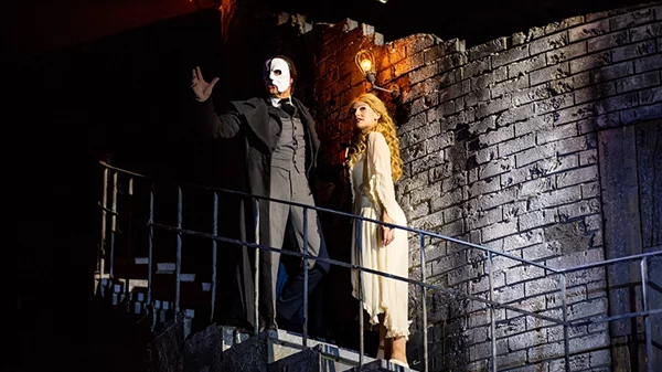 "Phantom of the opera": Δείτε φωτογραφίες λίγο πριν την πρεμιέρα στο Christmas Theater