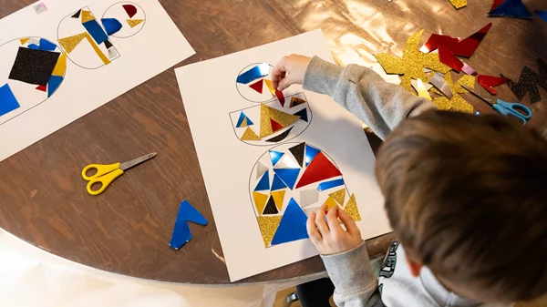 Τα παιδιά περνούν ωραία και στην πόλη αυτό το Πάσχα!