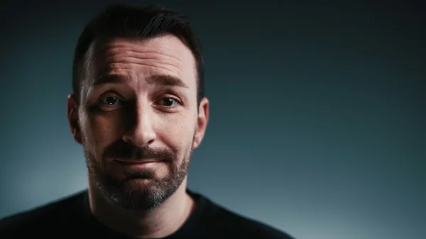 "Ο ελέφαντας στο δωμάτιο": Ο Γιώργος Χατζηπαύλου έρχεται με νέο stand up σόλο στο Μέγαρο