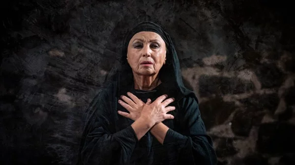 Παράταση για το "Δάκρυ της Παναγίας… Ενας ύμνος για τη Σμύρνη" και μετά το Πάσχα