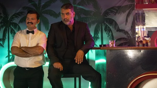 "Αυτή η νύχτα μένει": Αξίζει τα γαρίφαλα η νέα σειρά του Alpha;