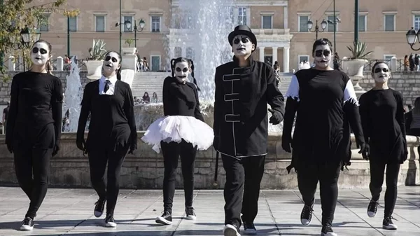 "Free Freaks": Τα Φρικιά εισβάλουν και πάλι στο θέατρο Βαφείο