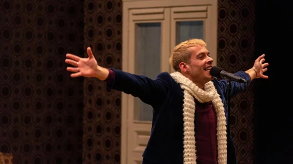 To "Σ' εσάς που με ακούτε" επιστρέφει στην Αθήνα