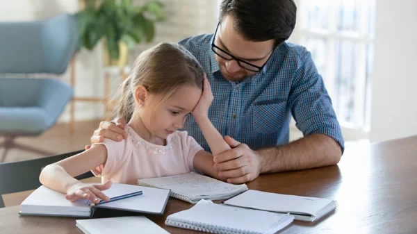 Δυσαναγνωσία: Γιατί το παιδί μου συλλαβίζει ακόμη;
