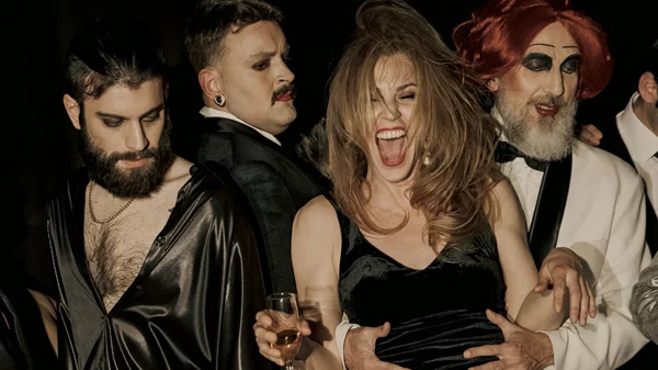 Πρεμιέρες: Ένας Απρίλιος γεμάτος θέατρο!