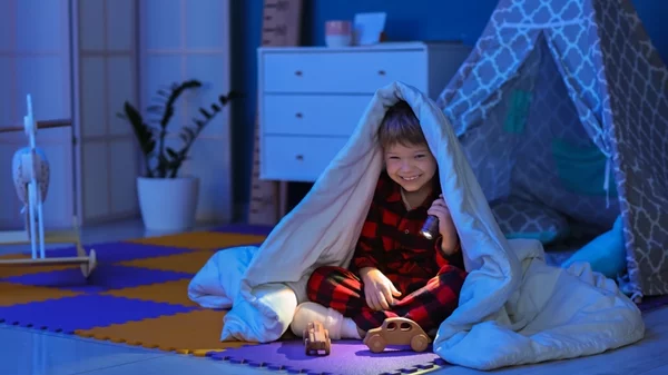 4 αισθητηριακές δραστηριότητες που βοηθούν τα παιδιά να κοιμηθούν πιο εύκολα