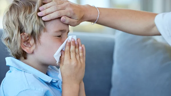 Αλήθειες και μύθοι για τη διατροφή του παιδιού όταν αρρωσταίνει