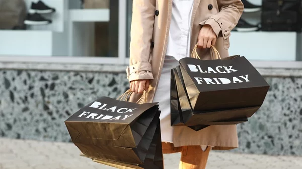 Black Friday 2024: προσφορές για ταξίδια και εκπτώσεις σε δημοφιλείς προορισμούς