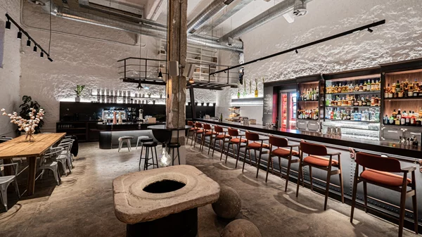 "Line", "Baba Au Rum" και "The Clumsies" στα 50 καλύτερα μπαρ του κόσμου - Ανταπόκριση από τη Βαρκελώνη