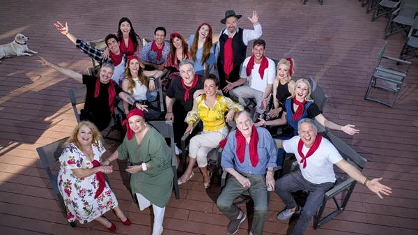 "Τότε, τώρα, πάντα": Πρώτες φωτογραφίες από το Άλσος και διαγωνισμός για τη νέα επιθεώρηση με την υπογραφή του Σταμάτη Φασουλή