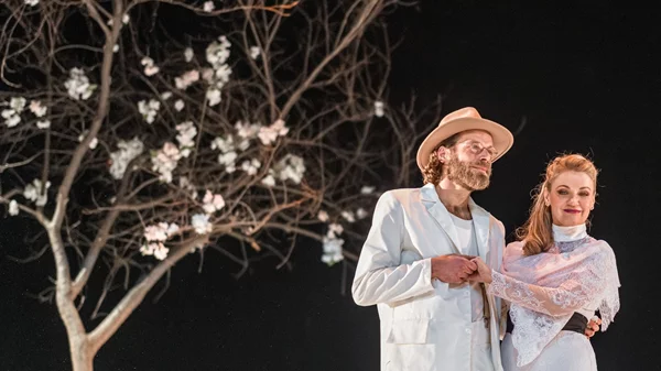 "Πλατόνωφ": Δείτε φωτογραφίες από την πρεμιέρα στο Δημοτικό Θέατρο Πειραιά