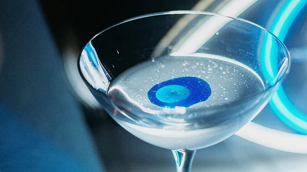 Ένα luxury mastiha spirit, 3 cocktails και μια multi-sensory εμπειρία