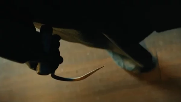 Σε περίπτωση που θέλεις να "ξέρεις τι έκαναν πέρσι το καλοκαίρι", δες το αποκλειστικό clip