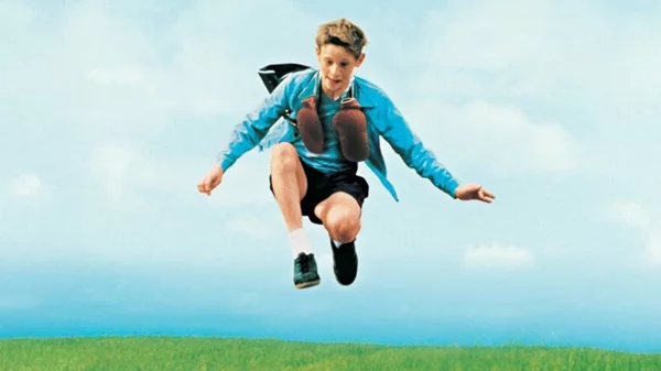 "Ο Χρήστος Ακούει Σινεμά στο Δαναό" και το 2025 ξεκινά χορεύοντας με τον Billy Elliot