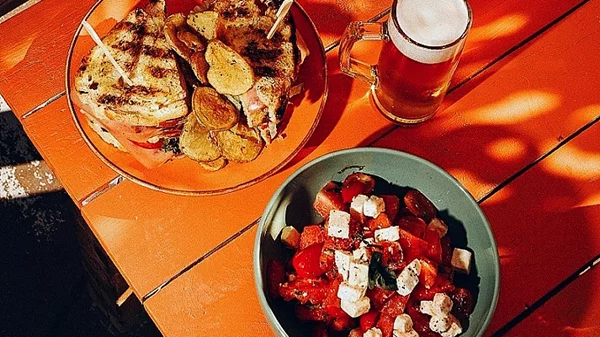 Κάτι μαγειρεύει στο Doors η Γωγώ Δελογιάννη