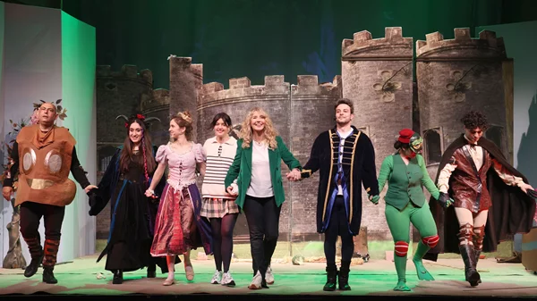 "Ραπουνζέλ: Τα μαλλιά της κουβάρια": Πρώτες φωτογραφίες από το θέατρο Πειραιώς 131