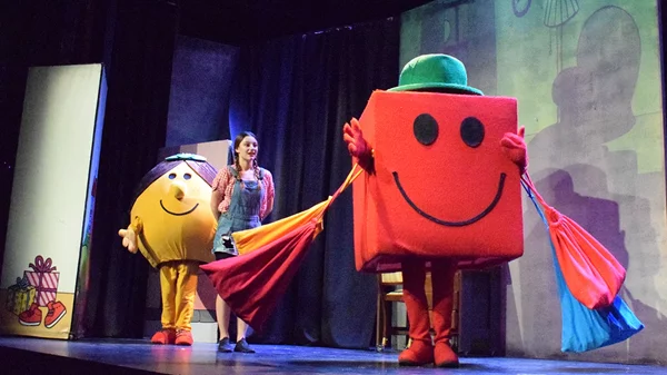 Τελευταίες παραστάσεις στην Αθήνα για το "Μικροί Κύριοι - Μικρές Κυρίες - Η δύναμη της φιλίας"