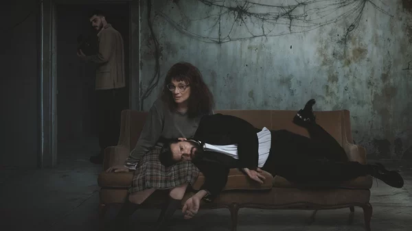 Αυτές οι έξι παραστάσεις κάνουν πρεμιέρα σήμερα