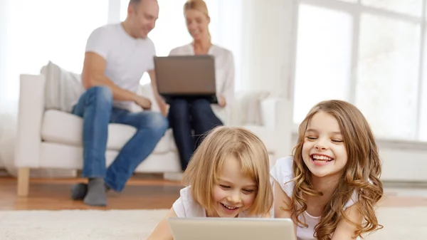 6 πράγματα που τα παιδιά παρατηρούν κι εμείς δεν το συνειδητοποιούμε