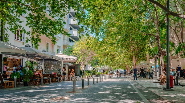 Εξερευνώντας την Αθήνα μαζί με ένα premium mezcal