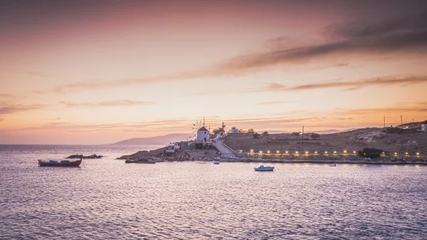 Αβέρτα: Νέα ταβέρνα δένει στο Κουφονήσι