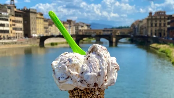 Τα πιο διάσημα παγωτατζίδικα εντός και εκτός Ευρώπης