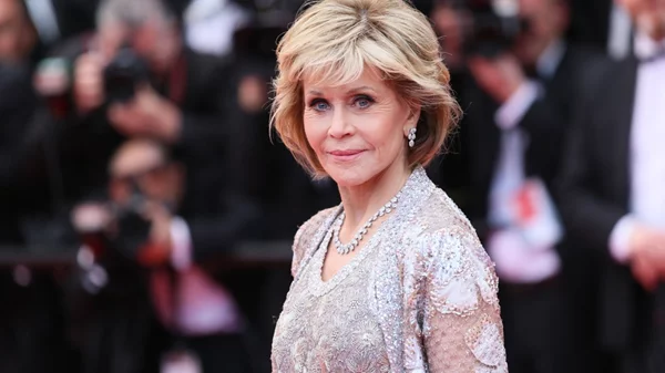 Η Τζέιν Φόντα στα Βραβεία SAG: "Woke σημαίνει απλά ότι νοιάζεσαι για τους άλλους ανθρώπους"