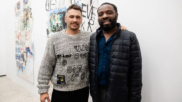 James Franco και Kalup Linzy μιλούν για τα ριάλιτι, τη Cindy Sherman, το drag και τη νέα τους έκθεση στην Αθήνα