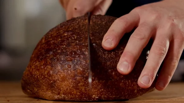 Τι συμβαίνει με το ψωμί στο 'Proveleggios';