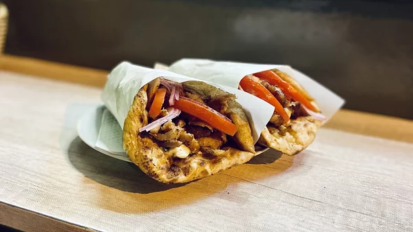 'Ήπειρος': Στου Γκύζη για κορυφαίο σουβλάκι