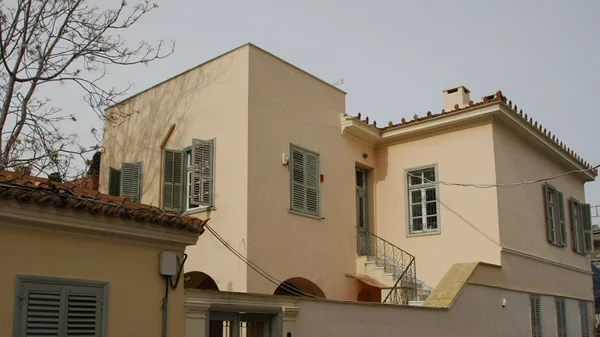 Το Σπίτι του Ελύτη στην Πλάκα ανοίγει επισήμως για το κοινό