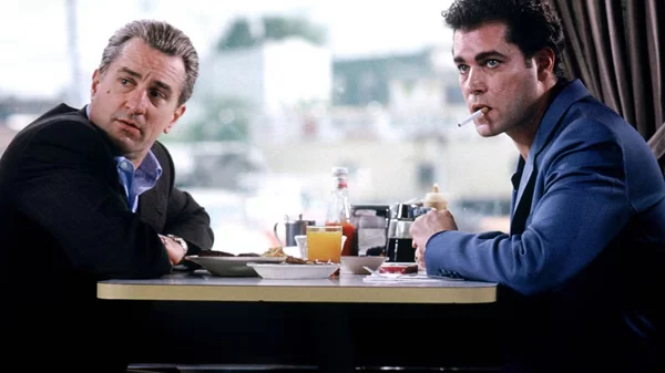 Καλησπέρα σας, έχετε κάνει "κάποια" κράτηση;