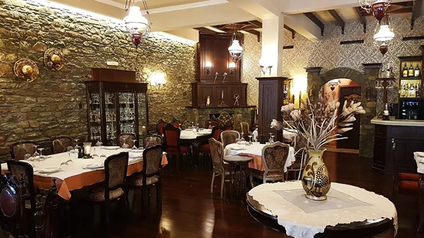 Στις πλαγιές της Μακεδονίας υπάρχει ένα από τα πιο γοητευτικά εστιατόρια της Ελλάδας